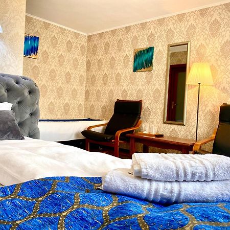 Casa Topazz Târgu Jiu Buitenkant foto