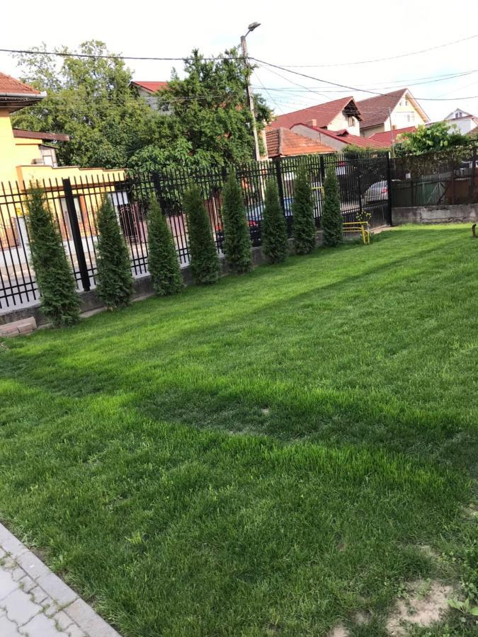 Casa Topazz Târgu Jiu Buitenkant foto