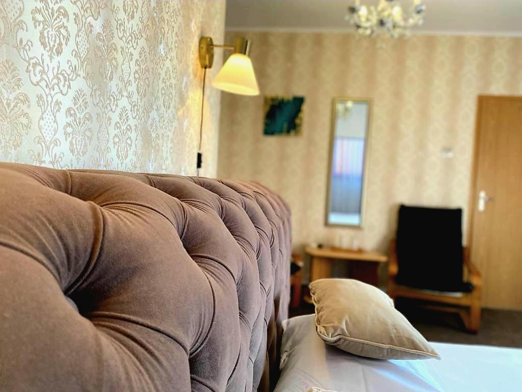 Casa Topazz Târgu Jiu Buitenkant foto