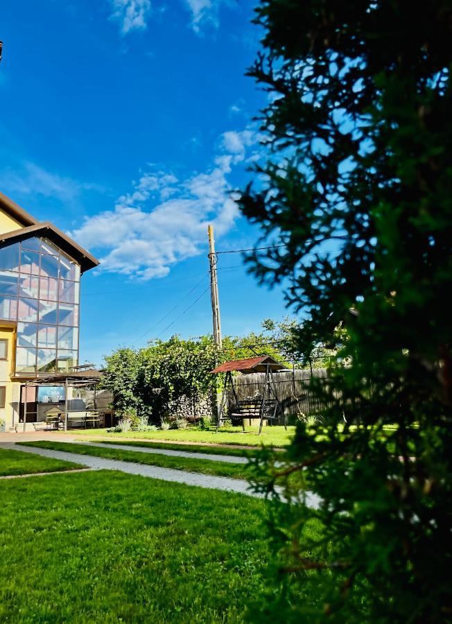 Casa Topazz Târgu Jiu Buitenkant foto