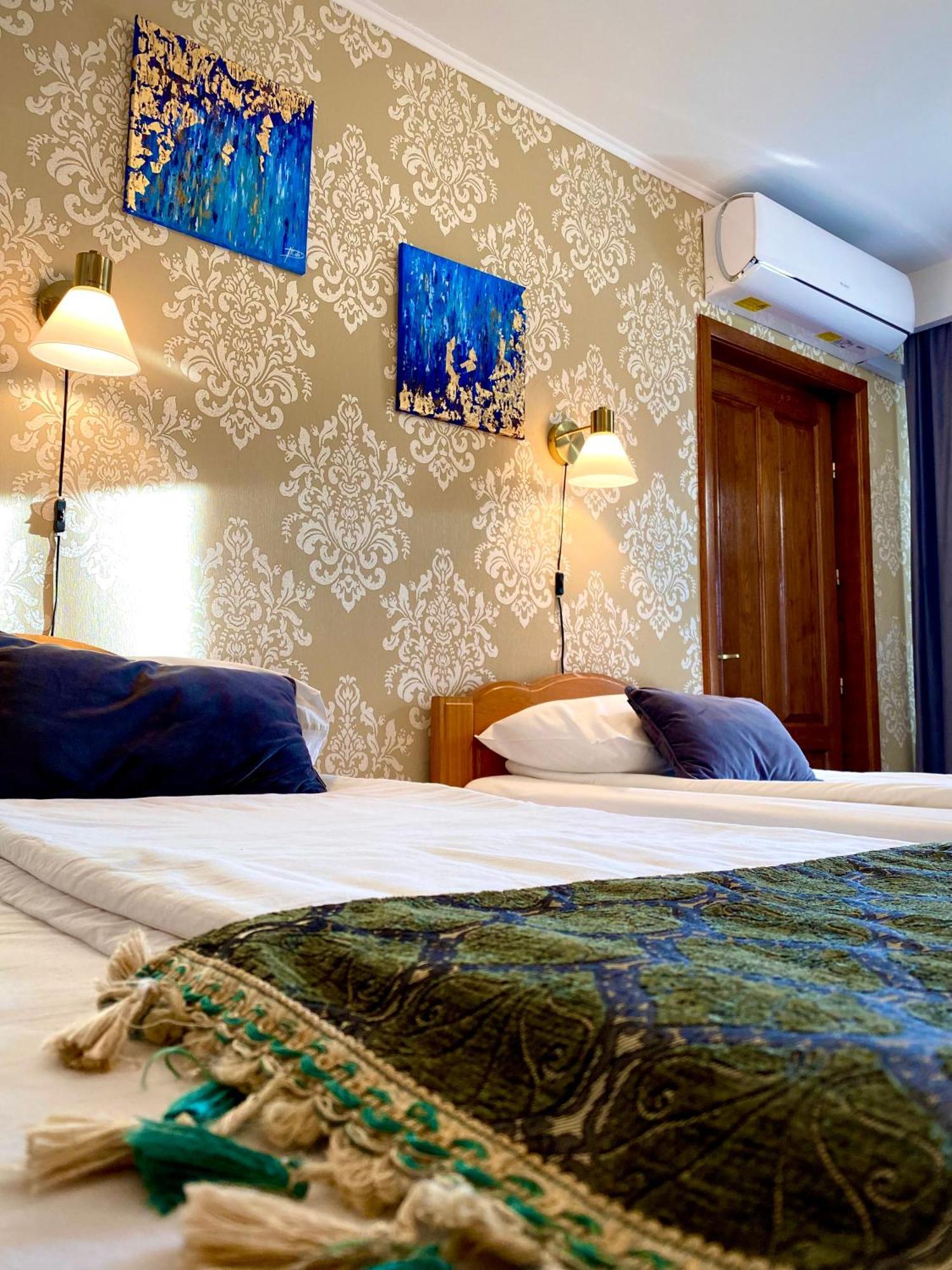 Casa Topazz Târgu Jiu Buitenkant foto